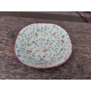 Johnson Bros Summer Chintz All Over Design Square Bowl 6"